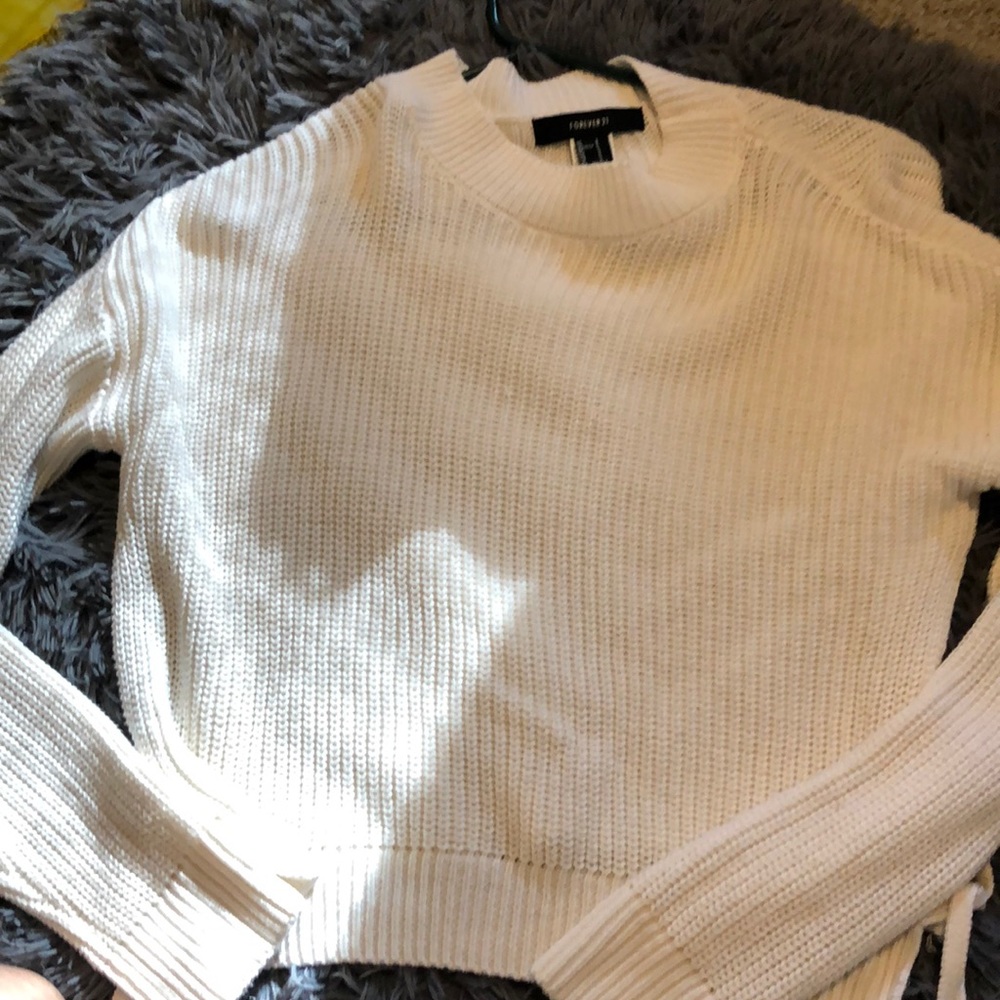 Cream knit Long sleeve (ties on side)